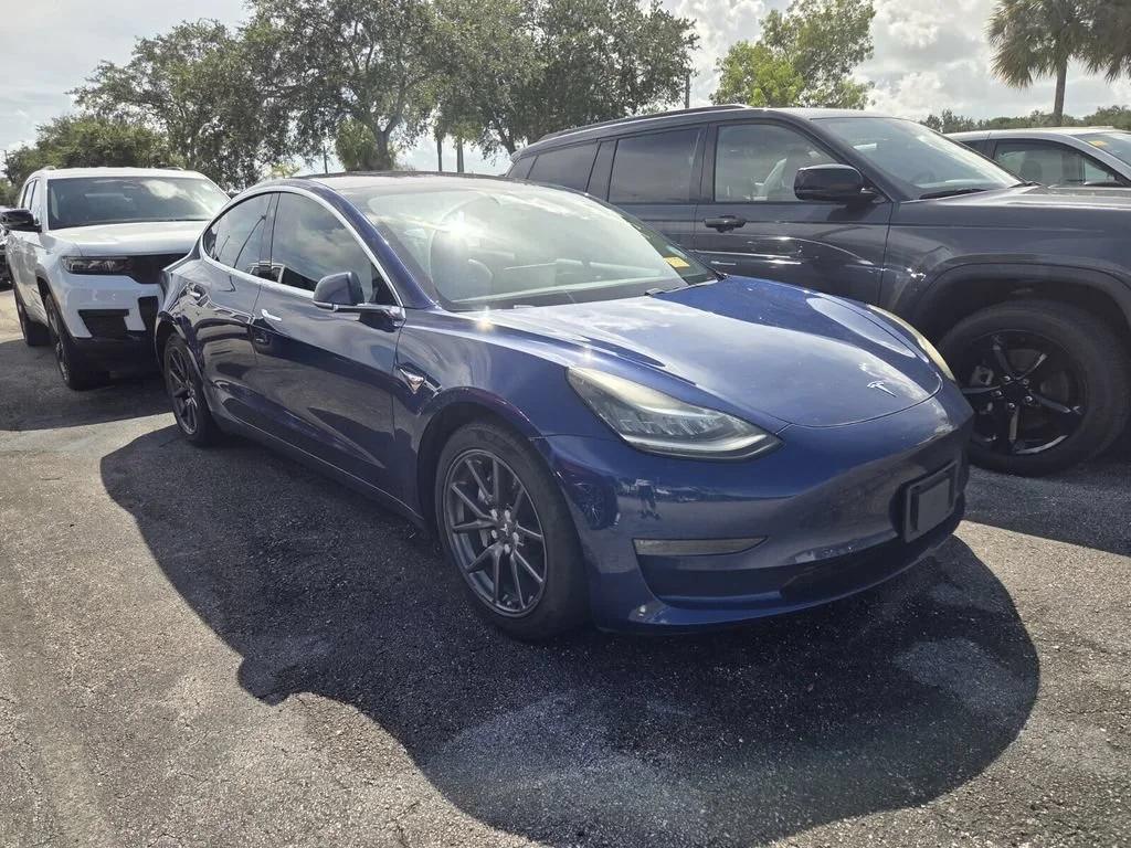 tesla model 3 2018 5YJ3E1EB9JF134636 image tesla model 3 2018 5YJ3E1EB9JF134636 image